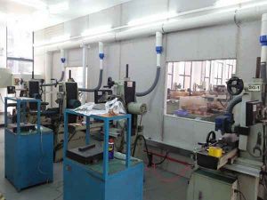 磨床加工模具除塵案例